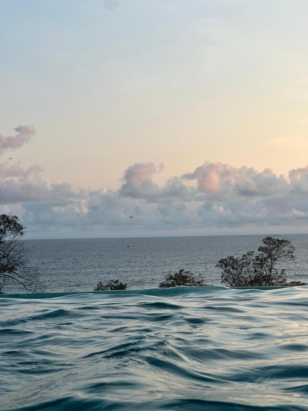 Casa Jasmin Bed & Breakfast ตรอนโกเนส ภายนอก รูปภาพ